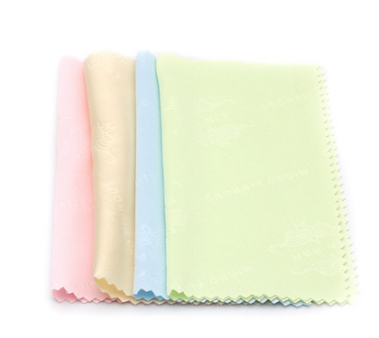 Microfiber cloth for cleaning eyeglasses, lenses, glasses